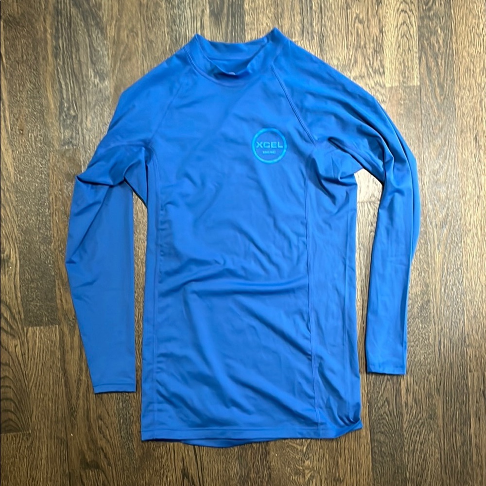 Blue Long-Sleeve Rash Guard Swim Shirt